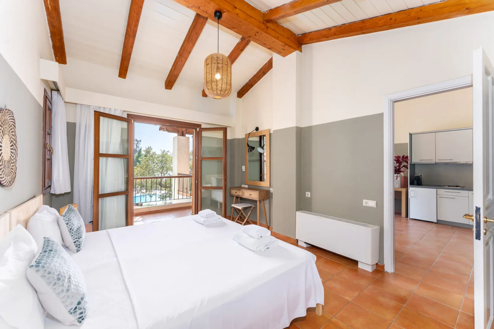 Kaminos Hotel by Nin & Bau, Limni, Grčka — Family Suite