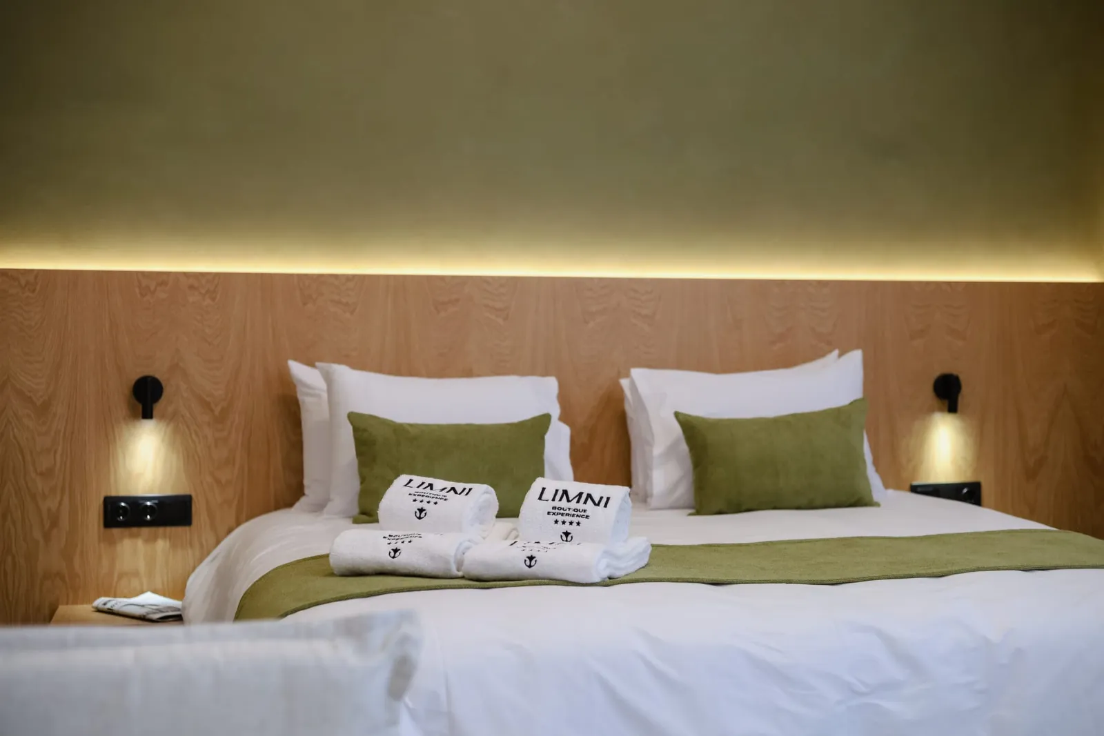 Limni Boutique Experience, Limni, Grčka — Junior Suite with Balcony - Atrium View