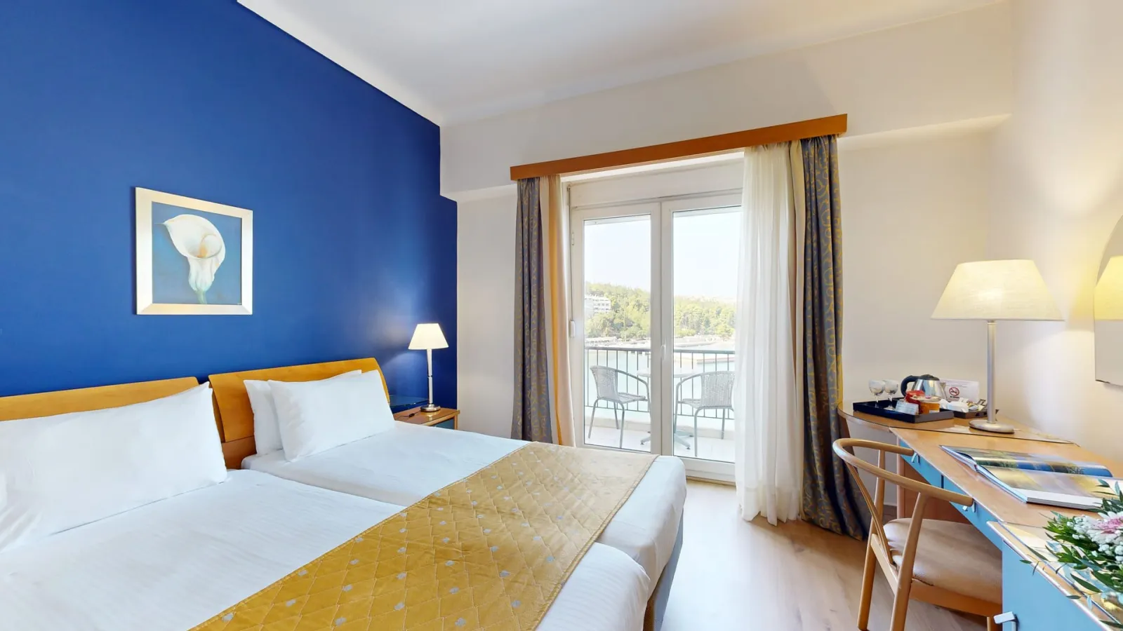 Lucy Hotel Chalkida, Halkida, Grčka — Classic Twin Room (with sea view)