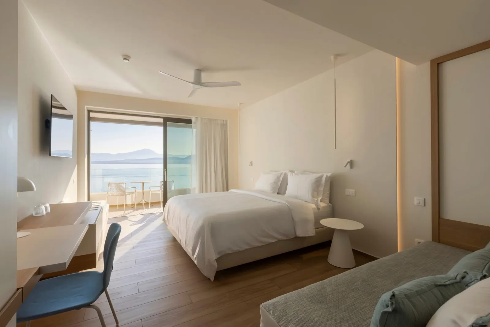 Mirage Chalkida City Resort, Halkida, Grčka — Double Room with Disability Access