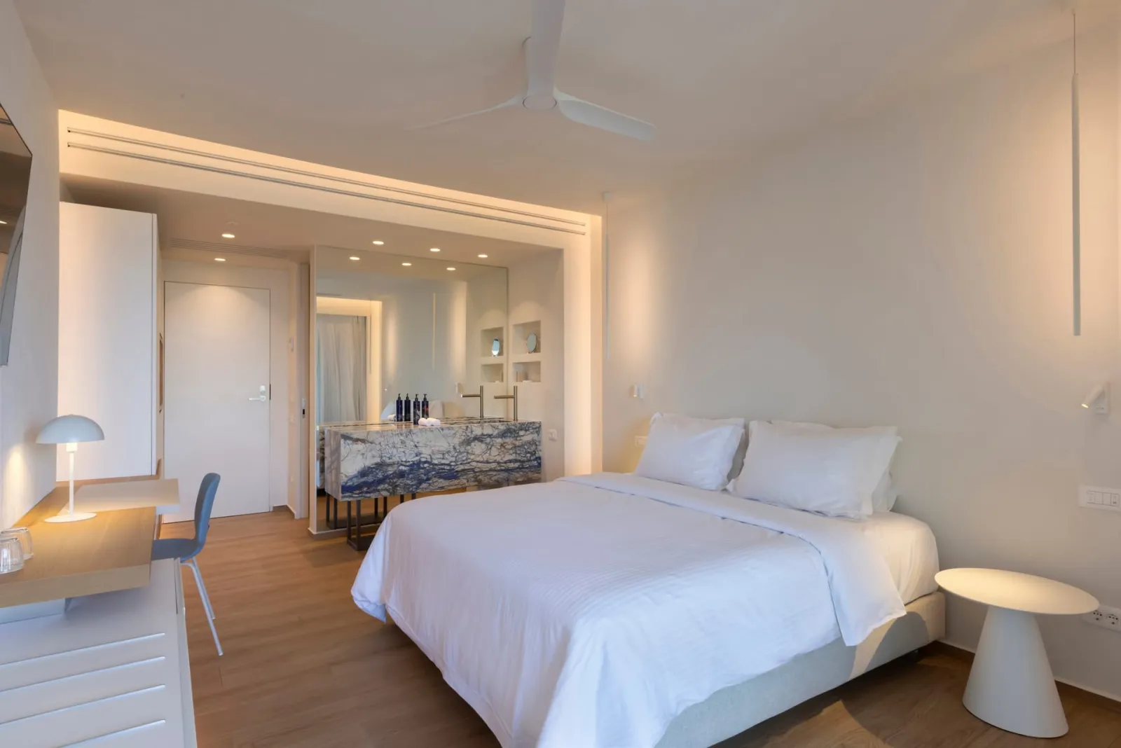 Mirage Chalkida City Resort, Halkida, Grčka — Superior Double or Twin Sea View