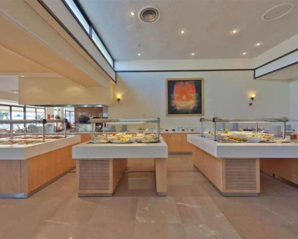 Palmariva Beach Hotel By Anayia All-Inclusive Resorts, Eretria, Grčka — plaža