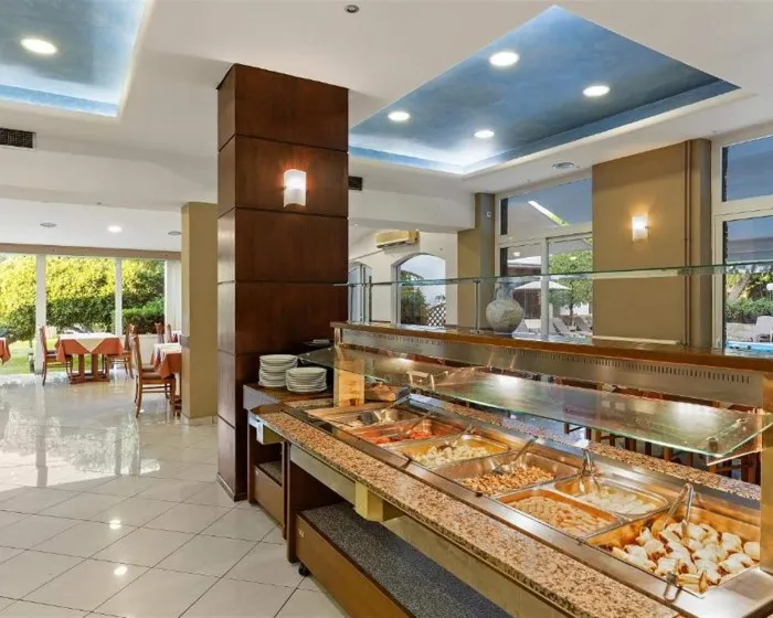Stefania Beach Hotel By Anayia All-Inclusive Resorts, Amirantos, Grčka — plaža