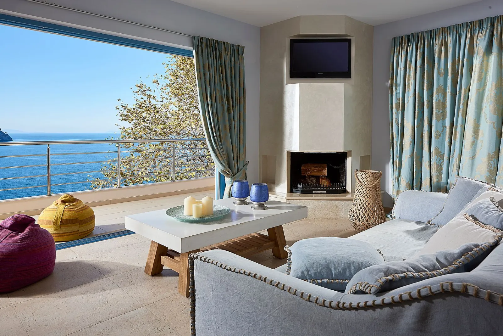Xenia Residences & Suites, Grčka — Family Suite with Sea View