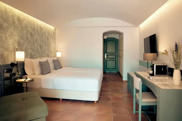Zeus Eretria Hotel & Spa Resort, Eretria, Grčka — Bungalow Private Pool Upbeat For Single Use Garden View