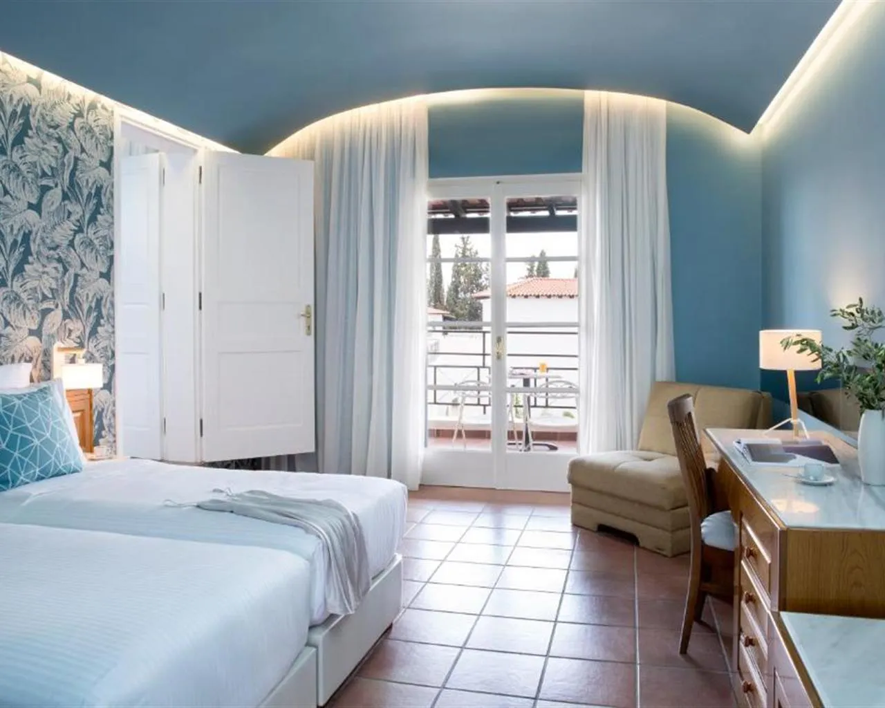 Zeus Eretria Hotel & Spa Resort, Eretria, Grčka — Family Bungalow Suite Sea View