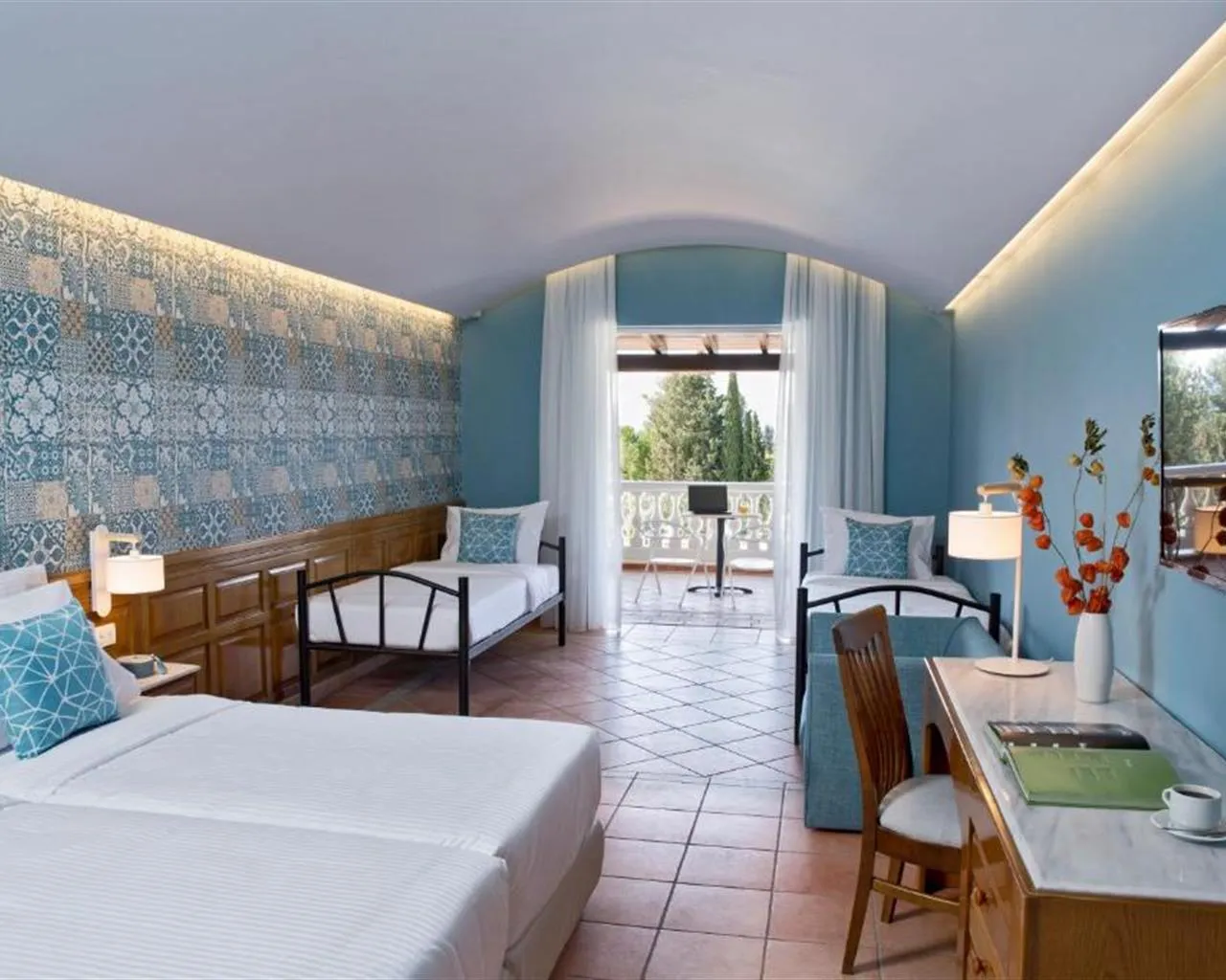 Zeus Eretria Hotel & Spa Resort, Eretria, Grčka — Family Room Deluxe Sea View