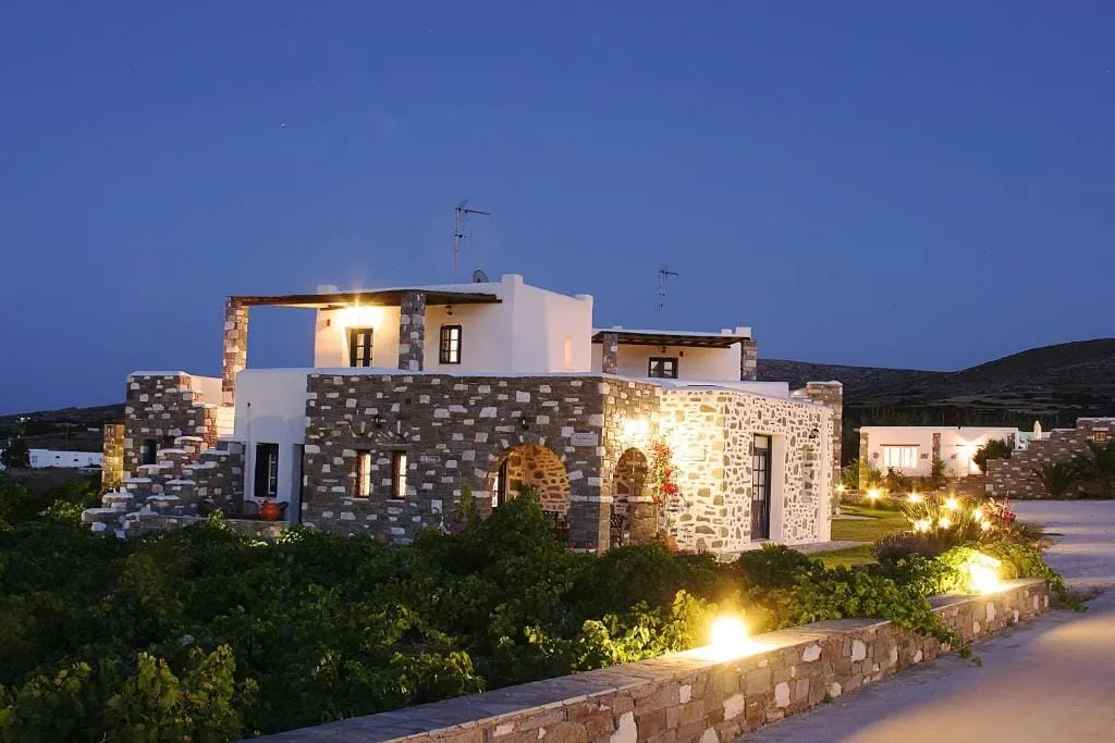 Agrabeli Paros, Nausa, Grčka — fotografija 1