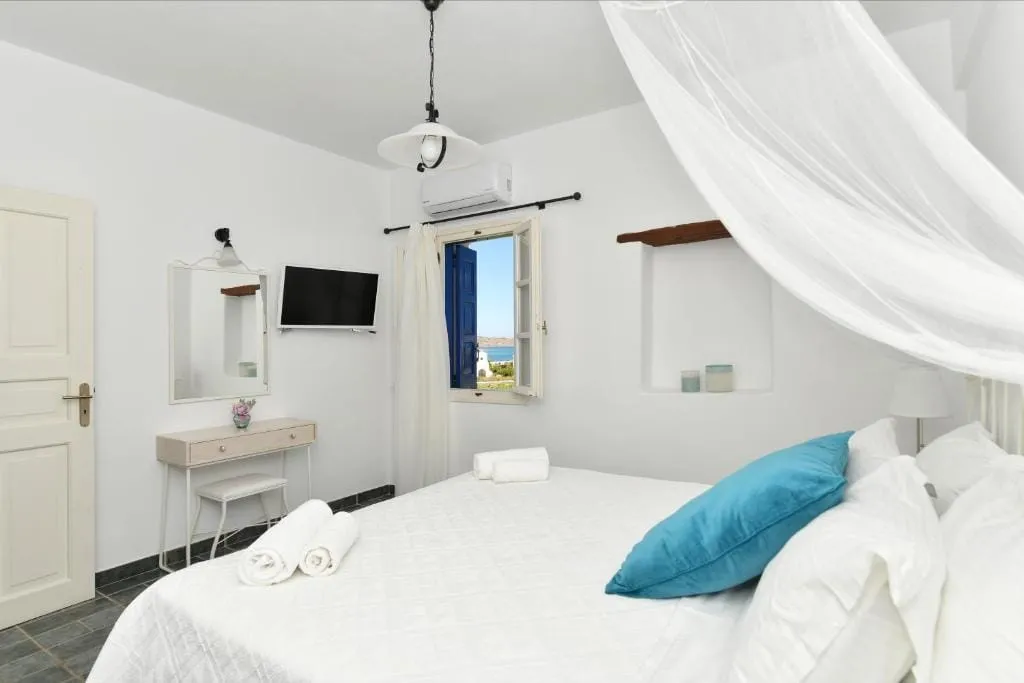 Agrabeli Paros, Nausa, Grčka — Deluxe Apartment No.10