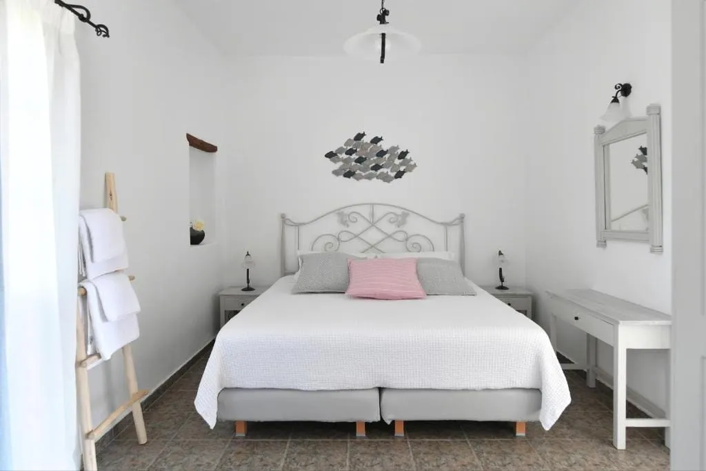 Agrabeli Paros, Nausa, Grčka — Deluxe Family Room No.5