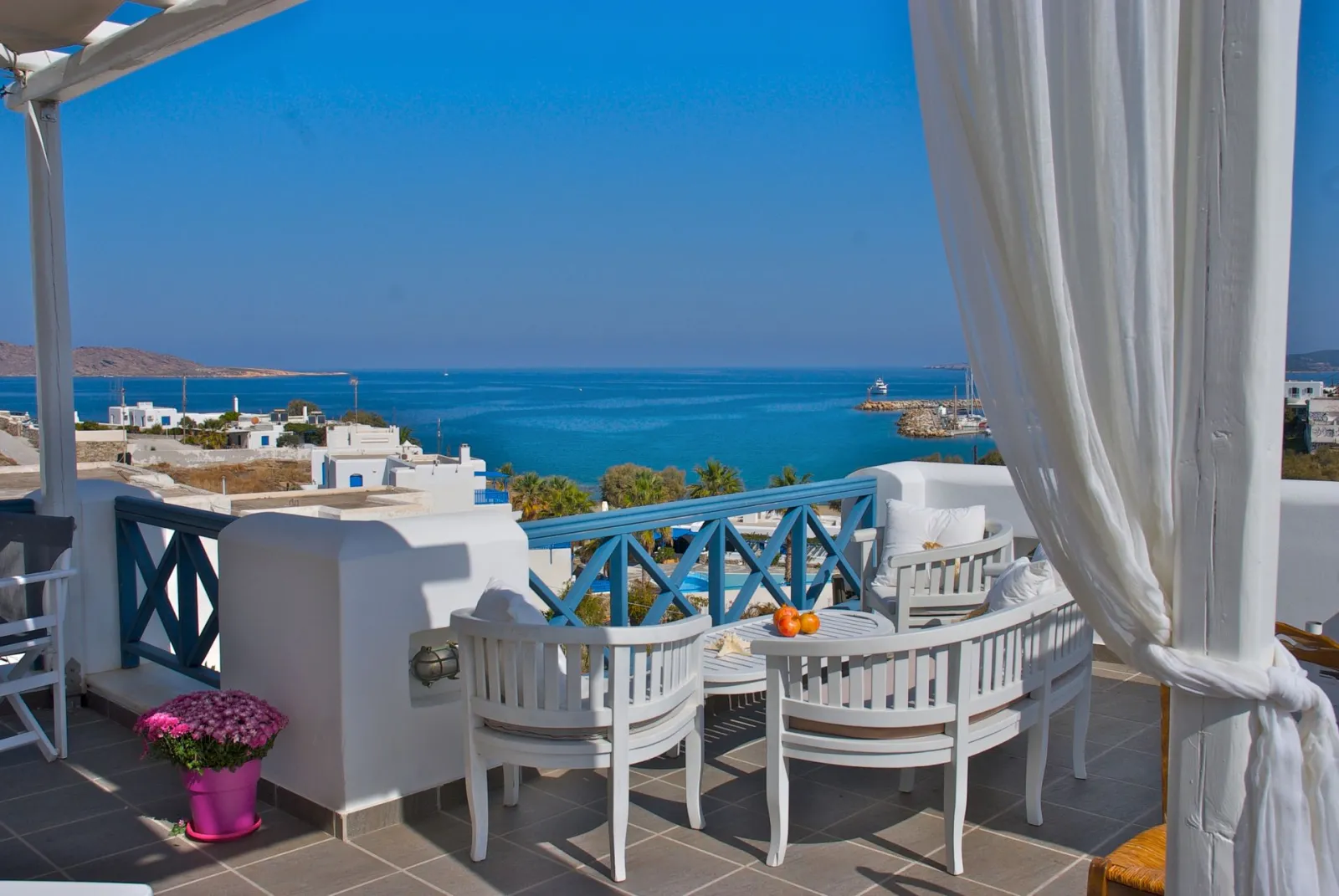 Alexandros Apartments Paros, Nausa