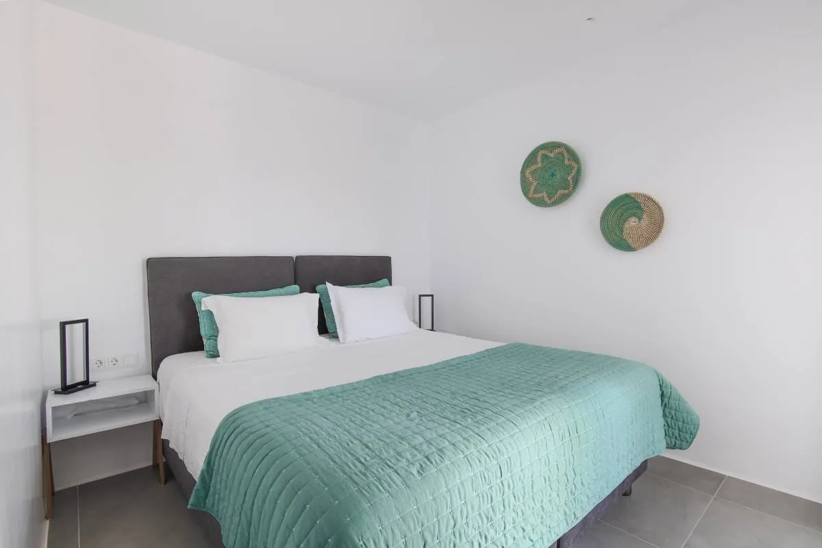 Alexandros Apartments Paros, Nausa, Grčka — One-Bedroom Apartment with Patio