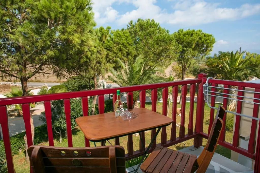 Asteras Paradise Paros, Nausa, Grčka — Triple Garden View Room