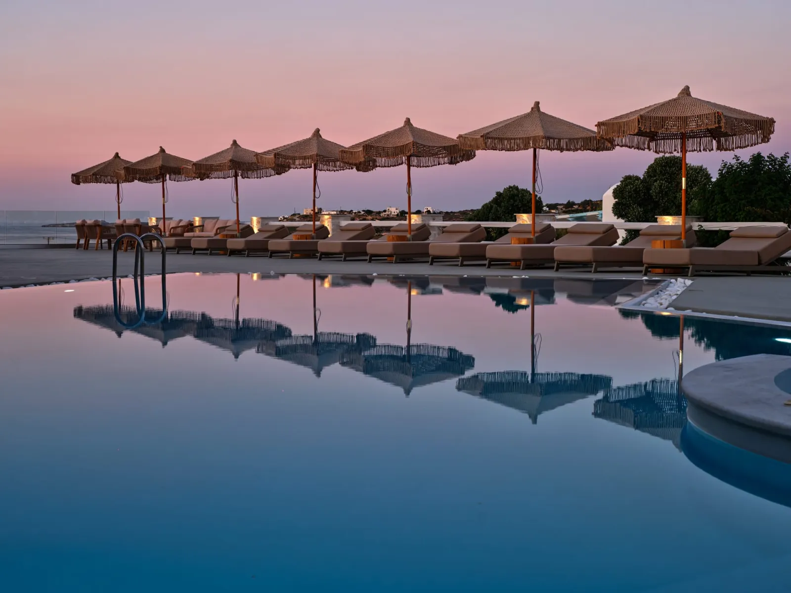 Blue Mare Villas Paros, Nausa, Grčka — Thalassa Suite