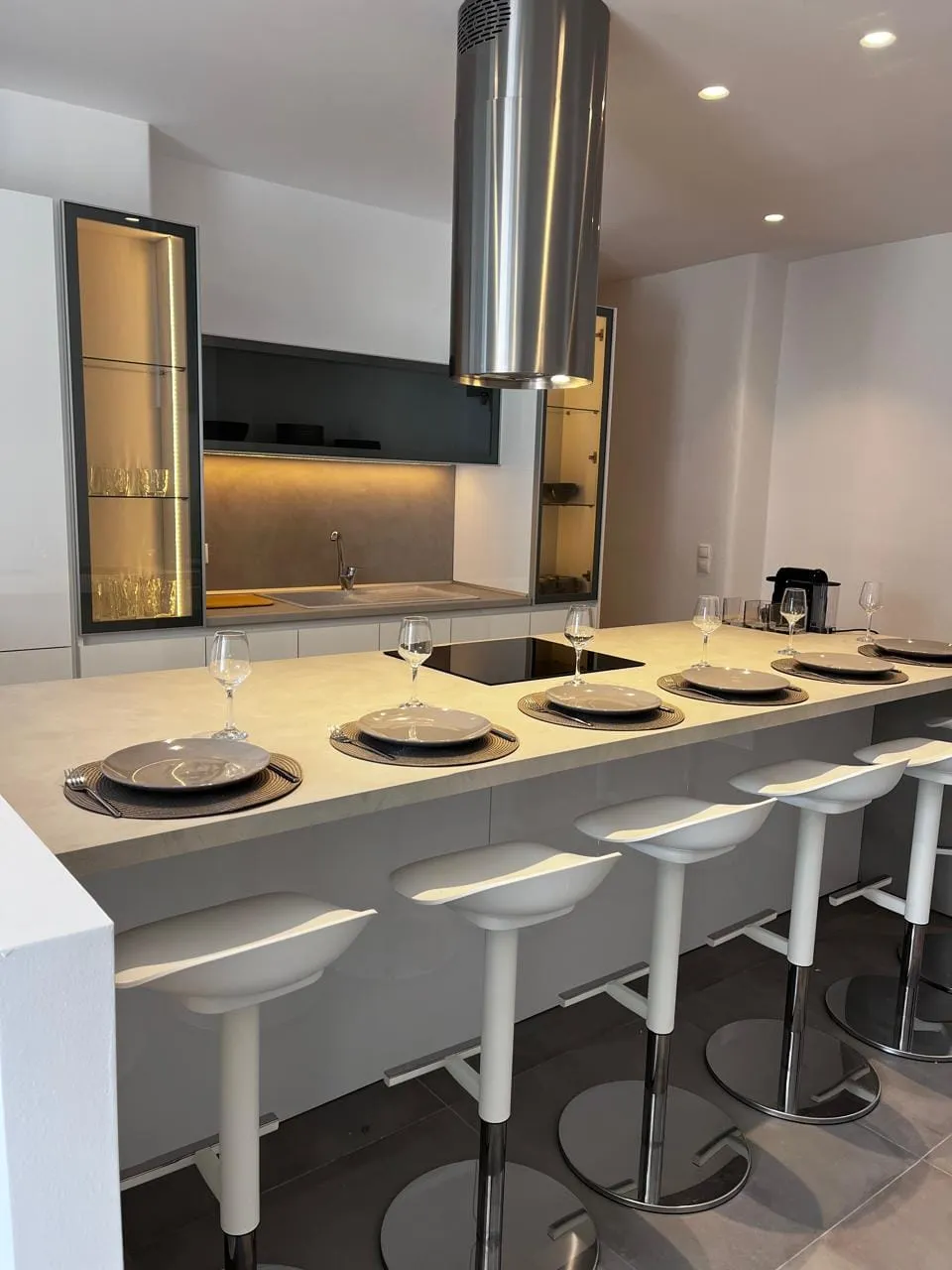 Blue Mare Villas Paros, Nausa, Grčka — Villa Armonia