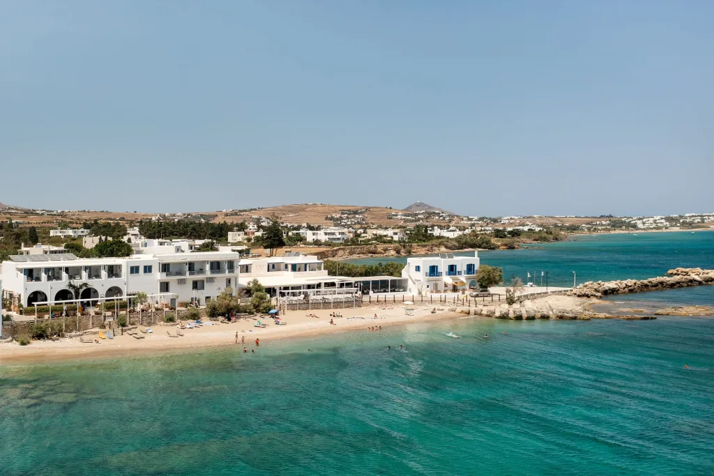 Blue Waves Suites & Apartments Paros, Drios, Grčka — fotografija 1