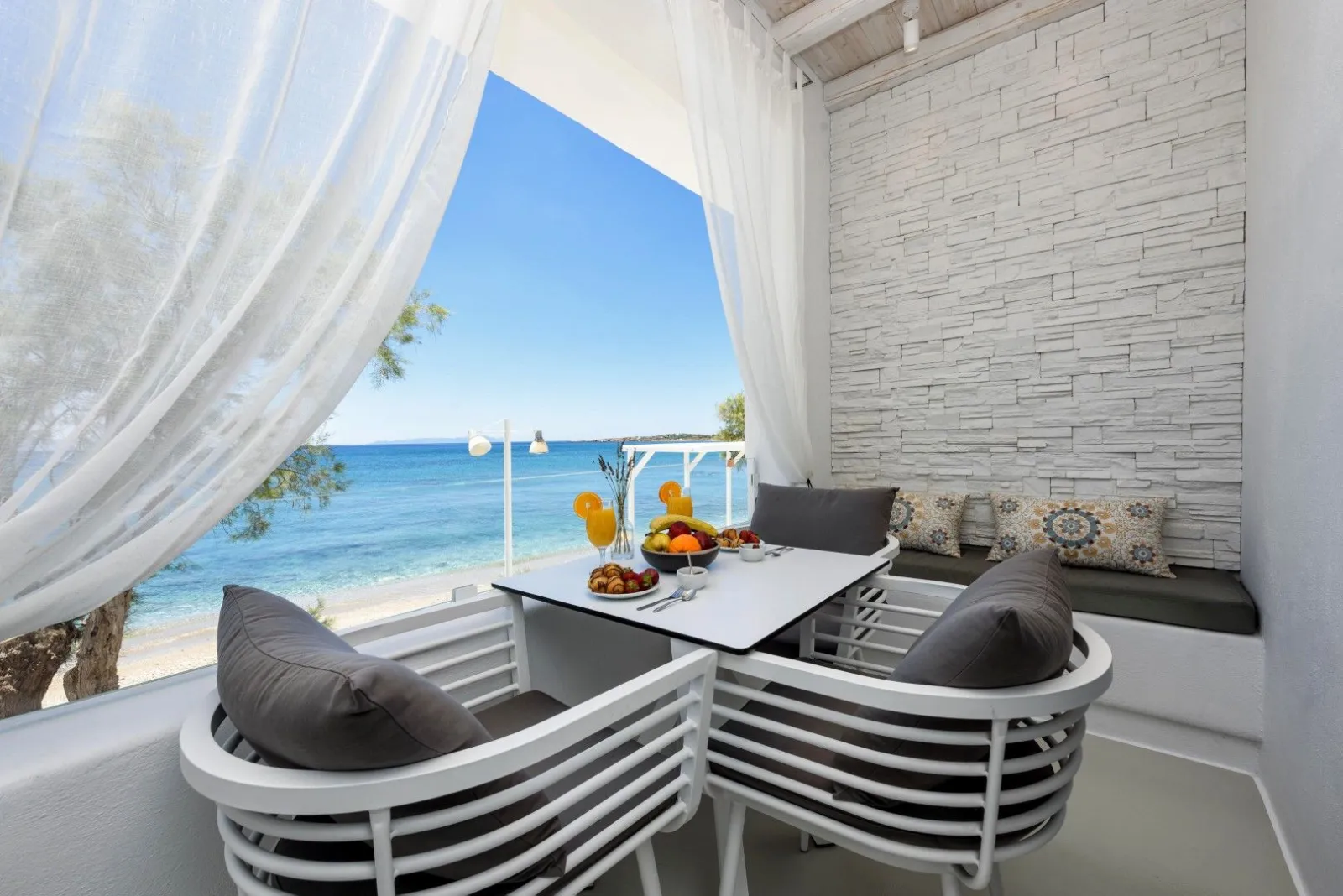 Blue Waves Suites & Apartments Paros, Drios, Grčka — Two Bedroom Apartment with Sea View