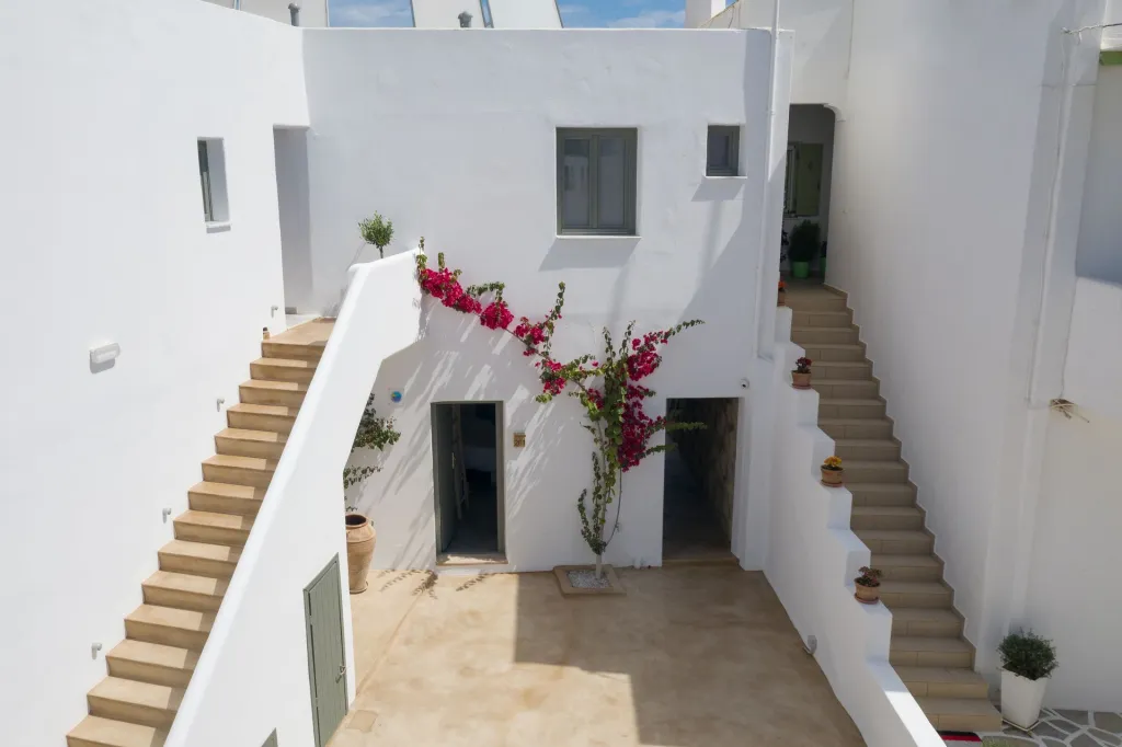 Bohemian Luxury Boutique Hotel Paros, Nausa, Grčka — fotografija 1