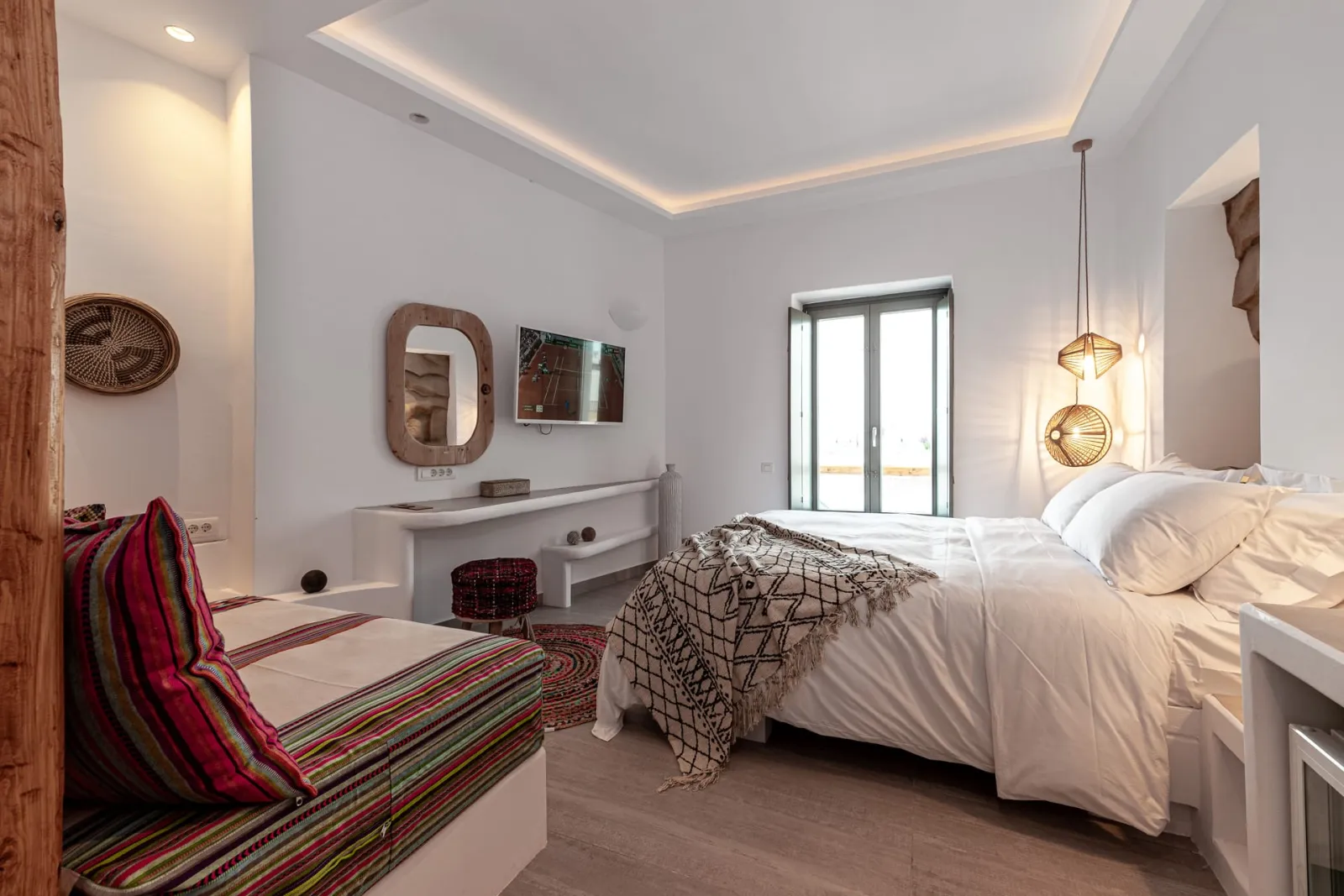 Bohemian Luxury Boutique Hotel Paros, Nausa, Grčka — Suite Sea View