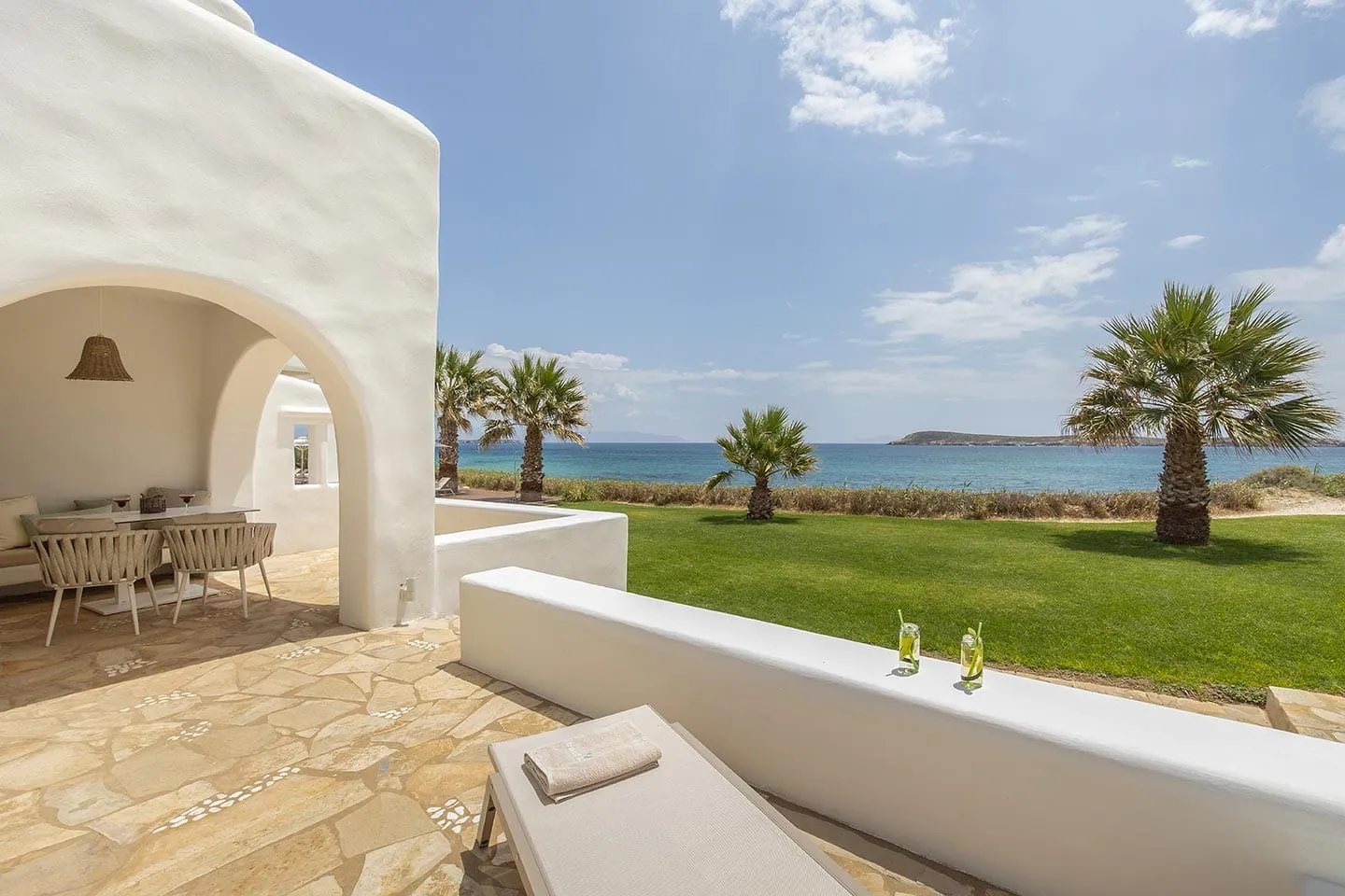Boudari Boutique Hotel & Suites Paros, Drios, Grčka — Seafront Maisonette