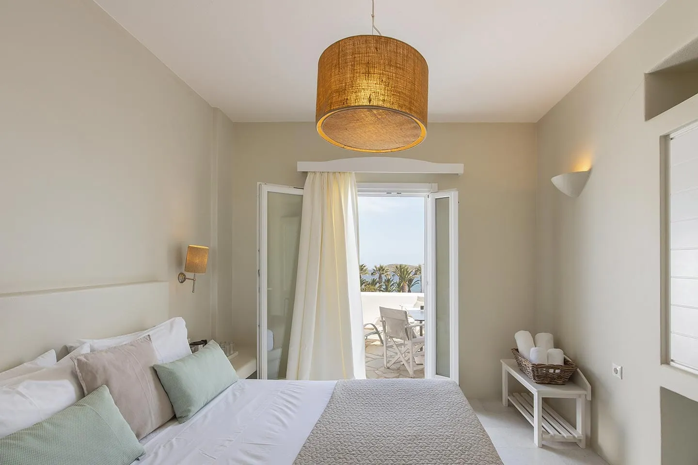 Boudari Boutique Hotel & Suites Paros, Drios, Grčka — Superior Quarduple Room