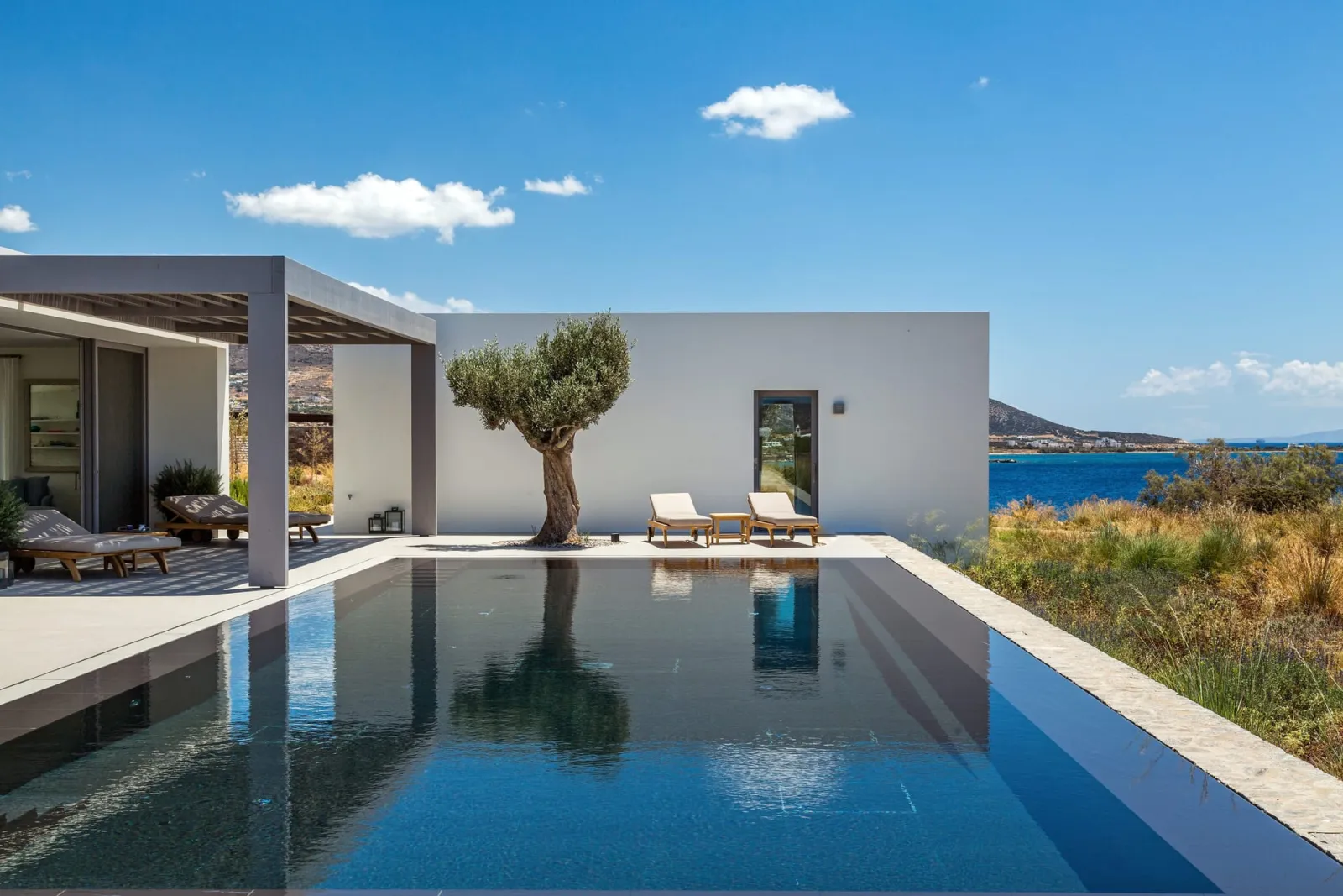 Bright Blue Villas Paros