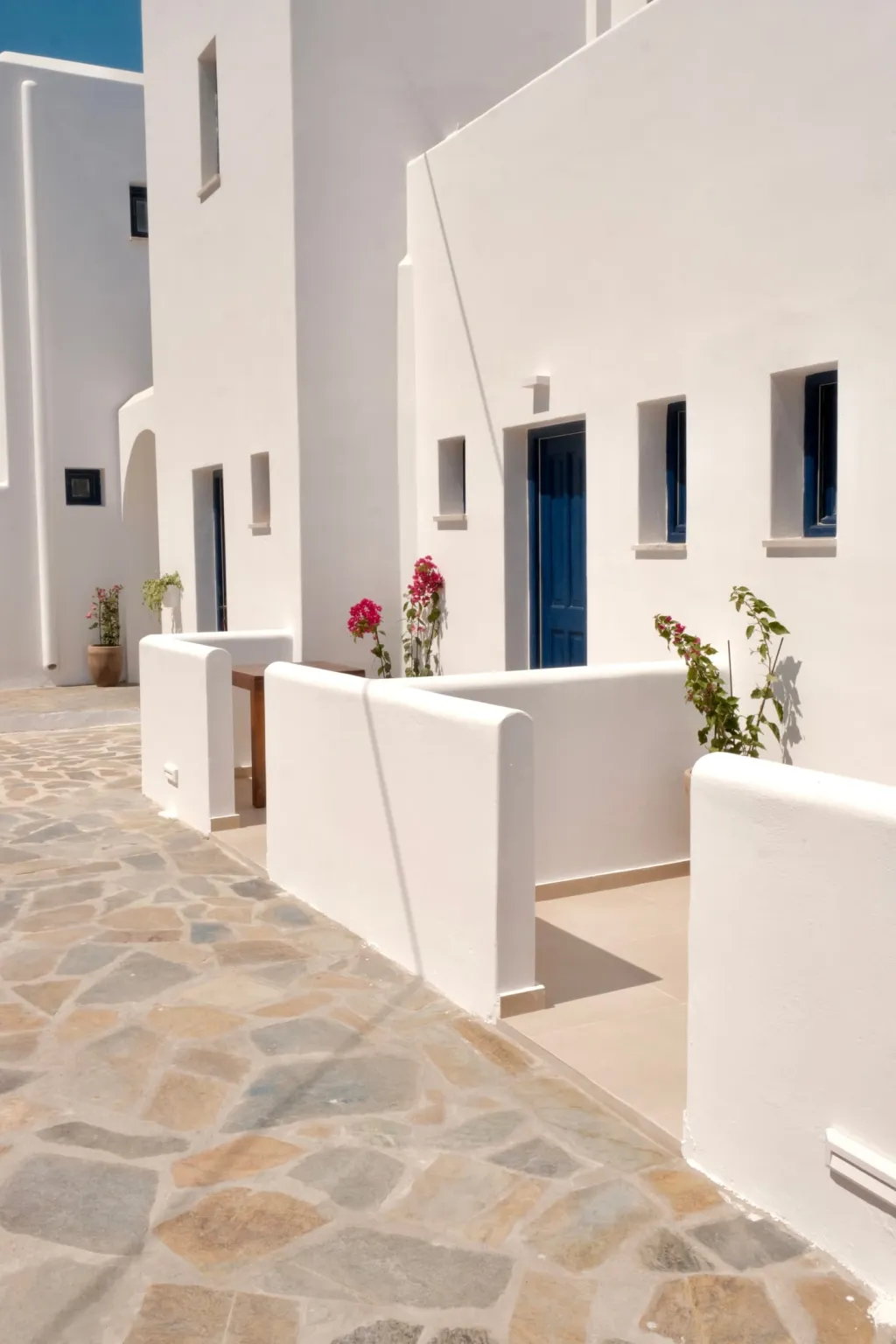 Cycladic Charm, Nausa, Grčka — fotografija 2