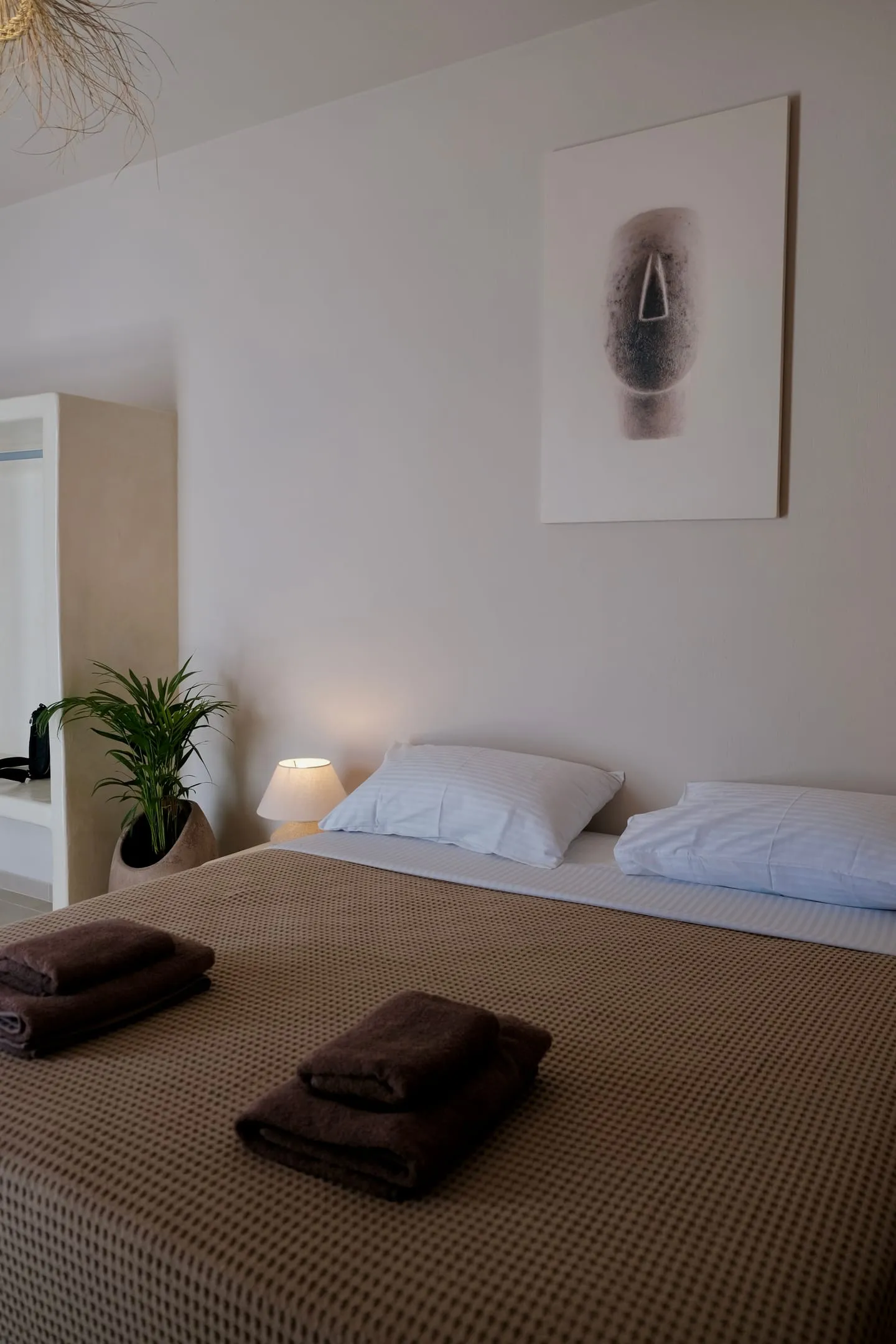 Cycladic Charm, Nausa, Grčka — Deluxe Room