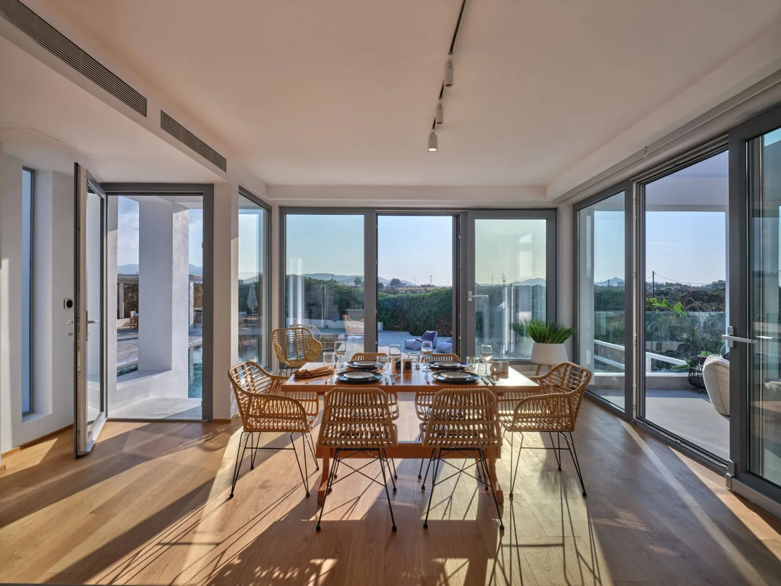 Empire Luxury Villas, Santa Maria, Grčka — Villa Ambassador