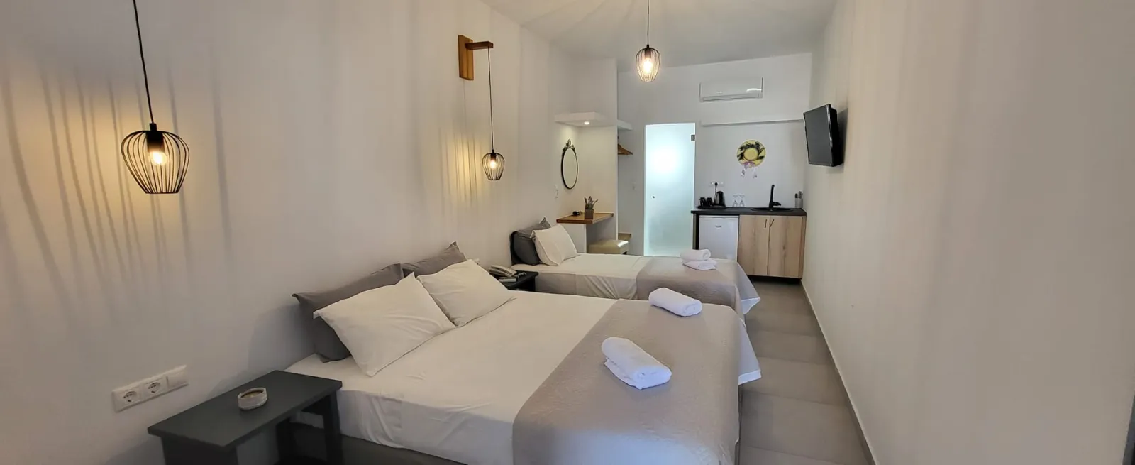 Fragoulis Village, Punda, Grčka — Comfort Room with Pool View