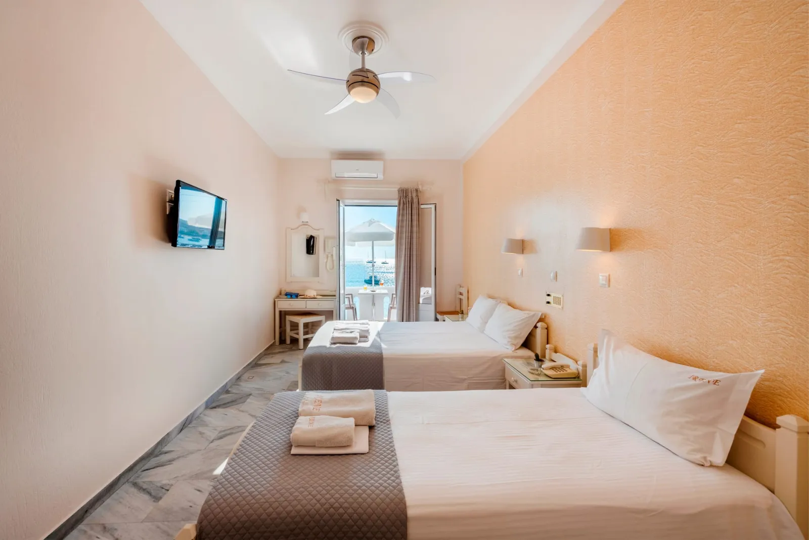 Irene Hotel & Studios | Beachfront, Grčka — Studio with Sea View (3 Adults)