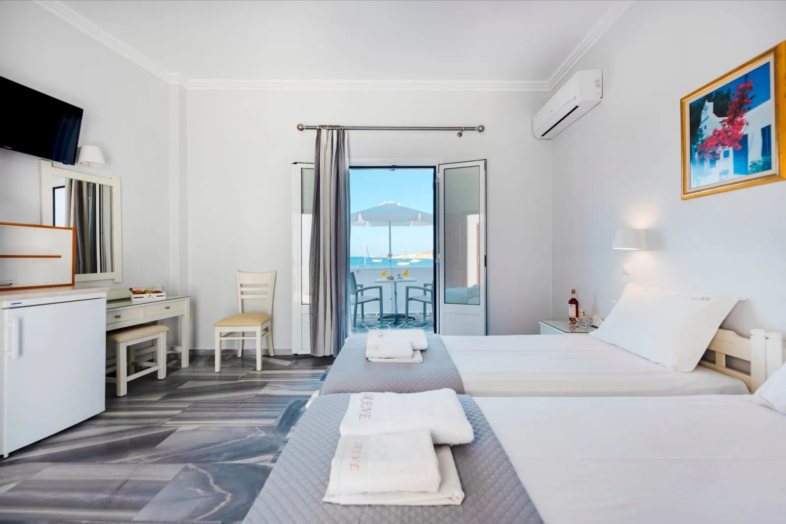 Irene Hotel & Studios | Beachfront, Grčka — Twin Room with Sea View