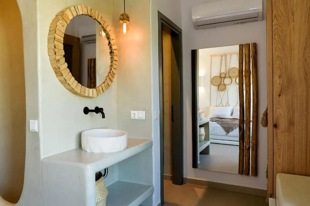 Kiano Suites Paros, Grčka — Double Room with Mountain View