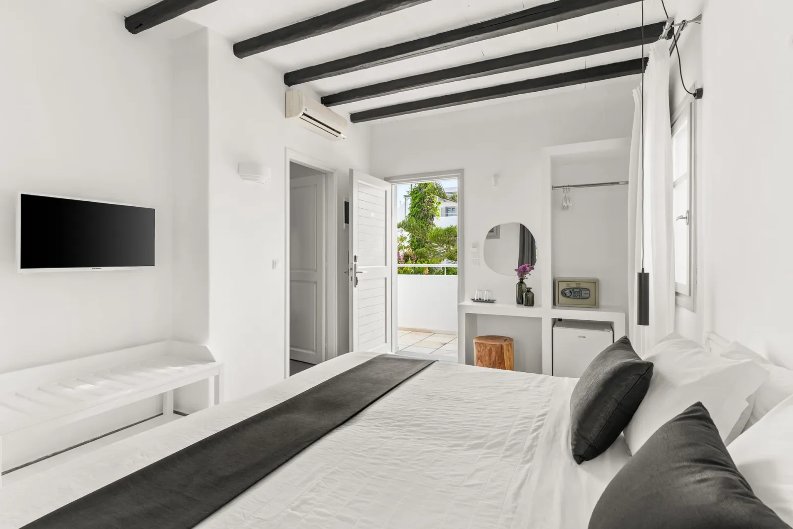 Mr and Mrs White Paros, Nausa, Grčka — Double Inland or Garden View Room