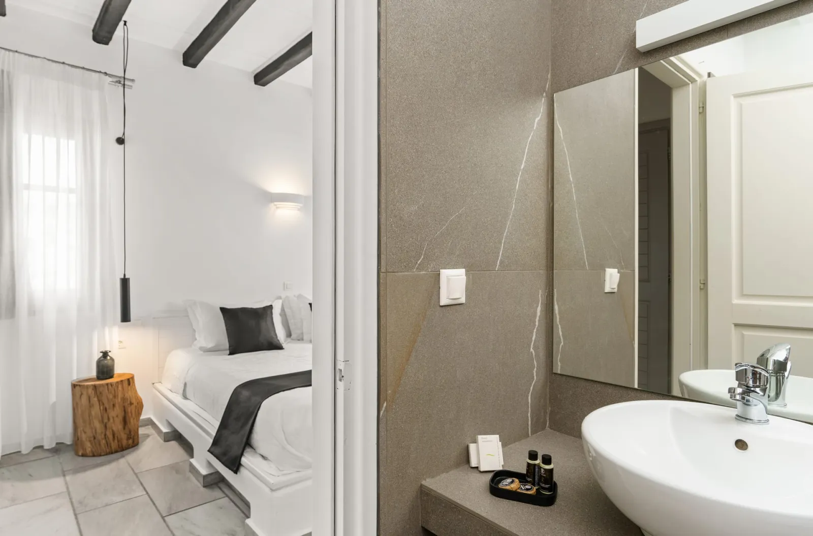 Mr and Mrs White Paros, Nausa, Grčka — Superior Double Room with Garden View