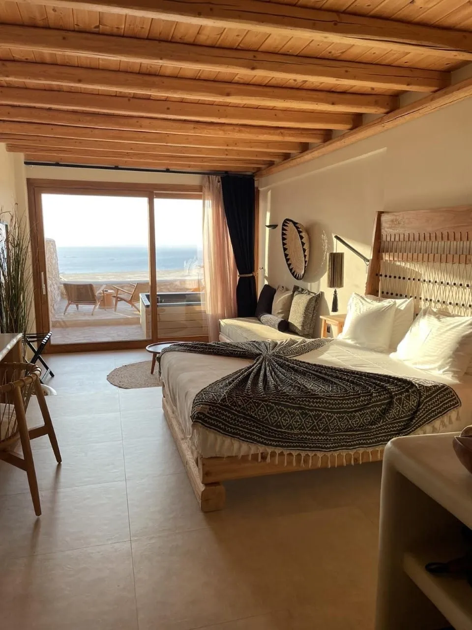 Mythic Paros, Adults - Only, Punda, Grčka — Cave Suite Sea View Outdoor Hot Tub