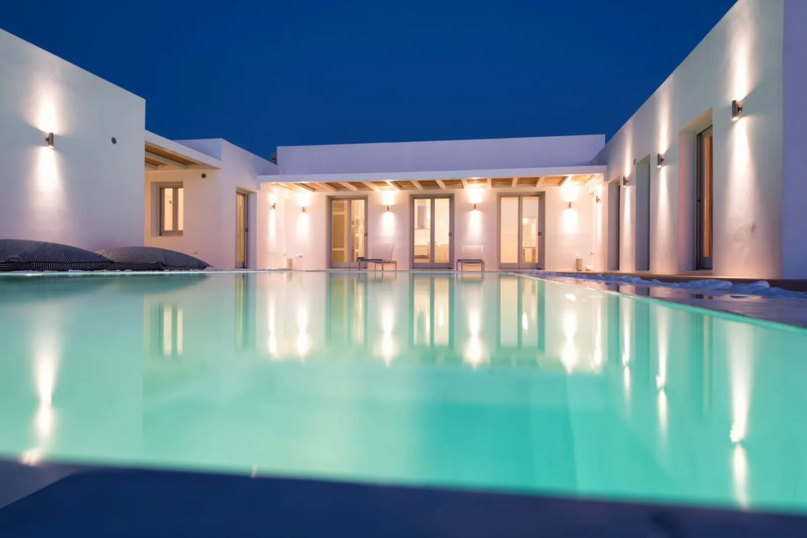 Olive Villas Rentals Paros, Nausa, Grčka — 4 bedroom |Villa Blanche| Paroikia