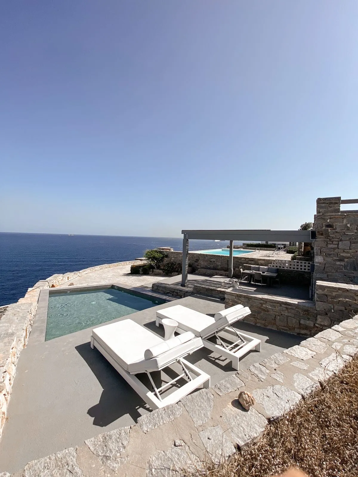 Omilos Beachfront House, Grčka — Cave Suite with private pool (Outside Premises)
