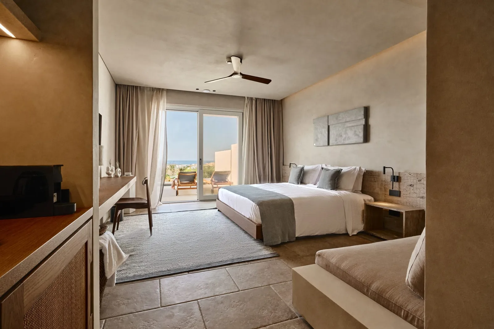 Ovea Paros, Nausa, Grčka — Essence Private Pool Suite