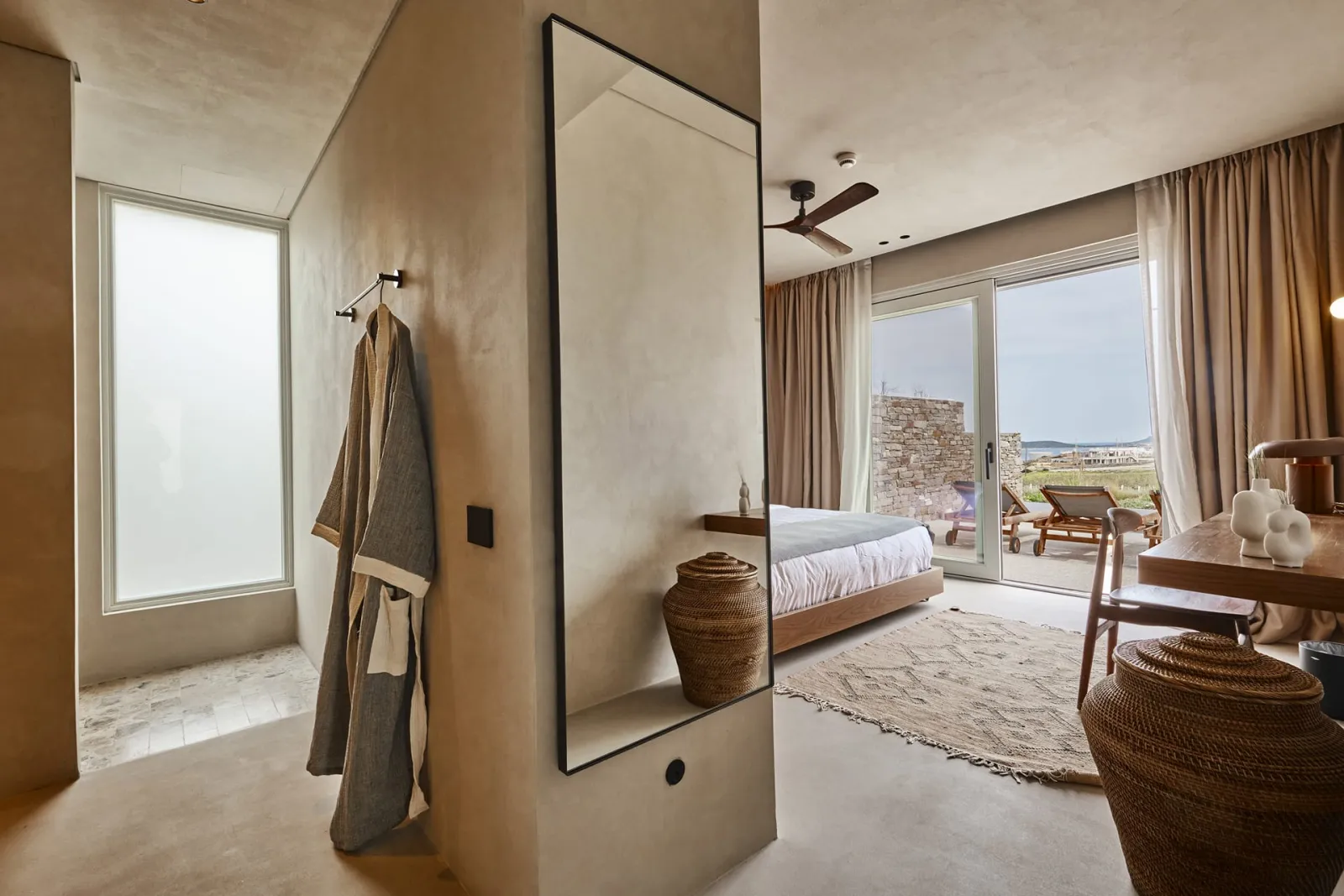 Ovea Paros, Nausa, Grčka — Grand Private Pool Family Villa