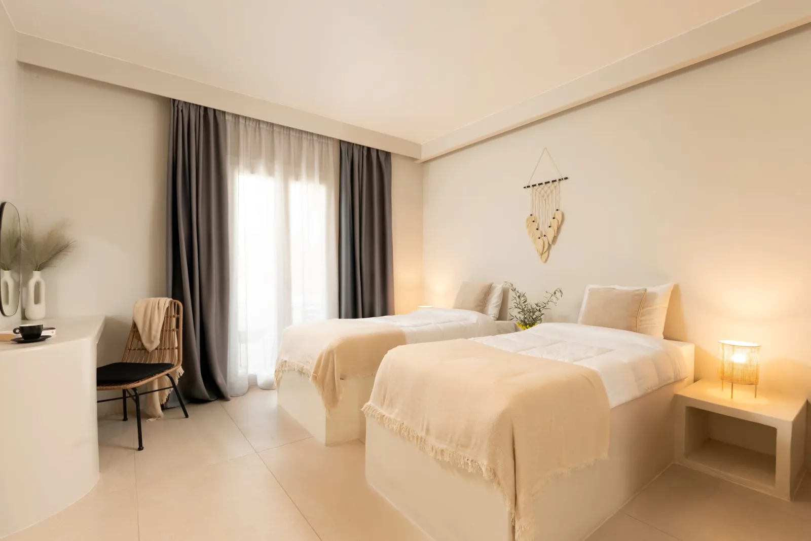 Paridian Living, Grčka — Deluxe Twin Room | 23m2