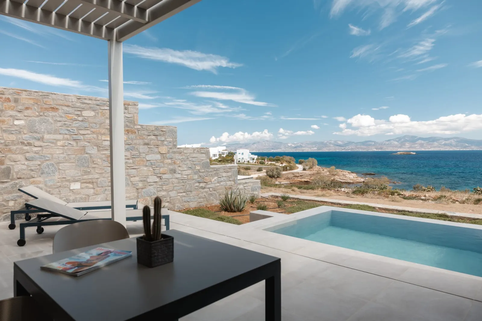 Poseidon of Paros, Drios, Grčka — Signature Suite sea view private pool
