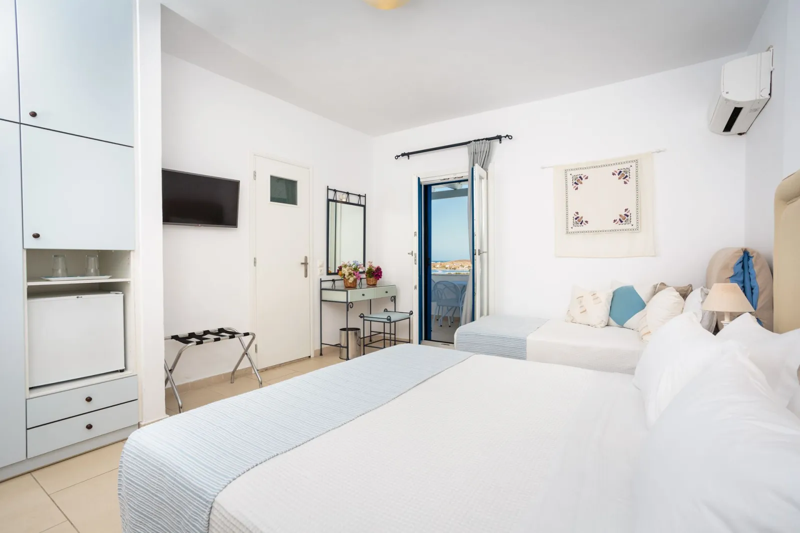Pyrgaki Hotel Paros, Grčka — Triple Room Sea View