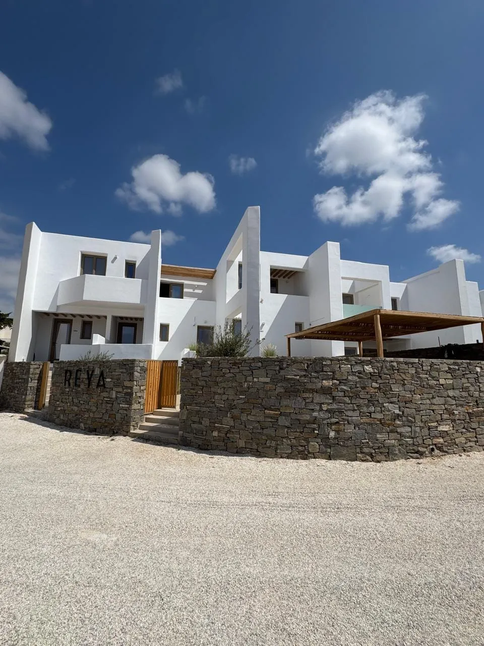 Reya Suites, Punda
