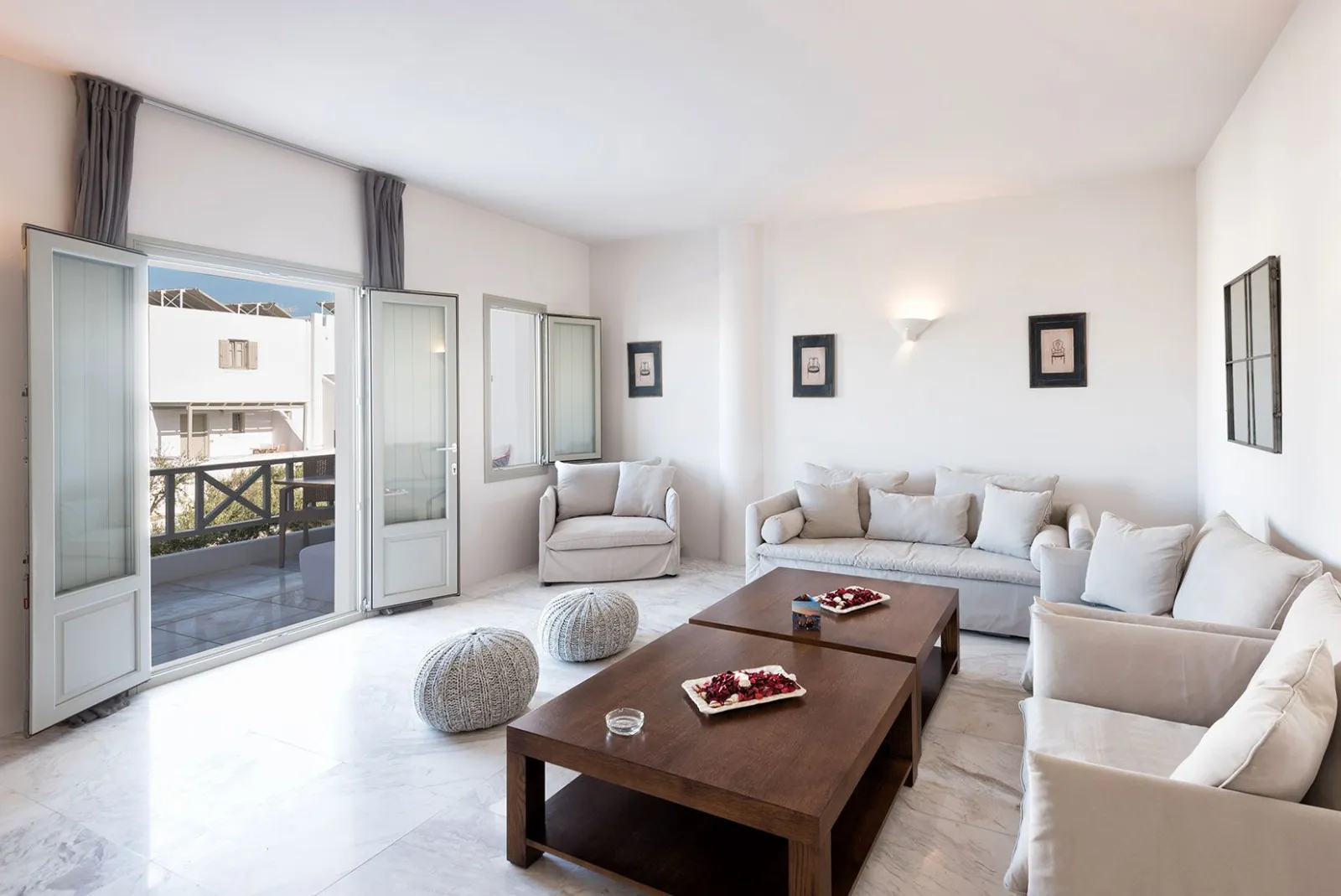Saint Andrea Paros Seaside Resort - Adults Only, Nausa, Grčka — Executive Suite with Partial Sea View