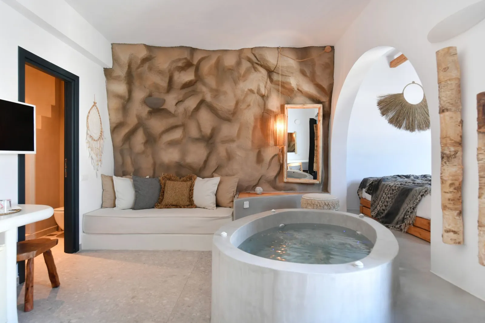 Sandaya Luxury Suites, Nausa, Grčka — Upbeat Spa Suite Side Sea View