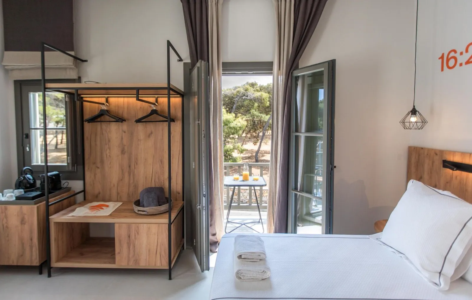 Sandom Holistic Welcome Experience Paros, Grčka — Deluxe Room - Ground Floor