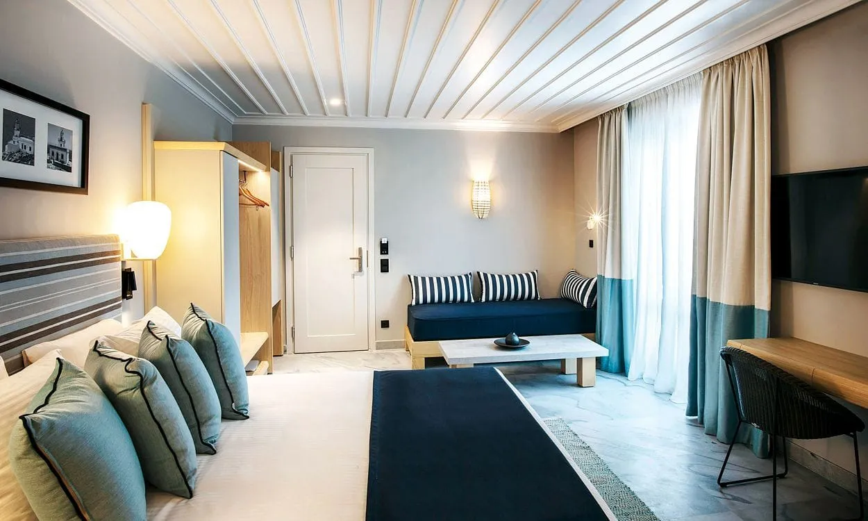 Summer Senses Luxury Resort Paros, Drios, Grčka — Sun Suite