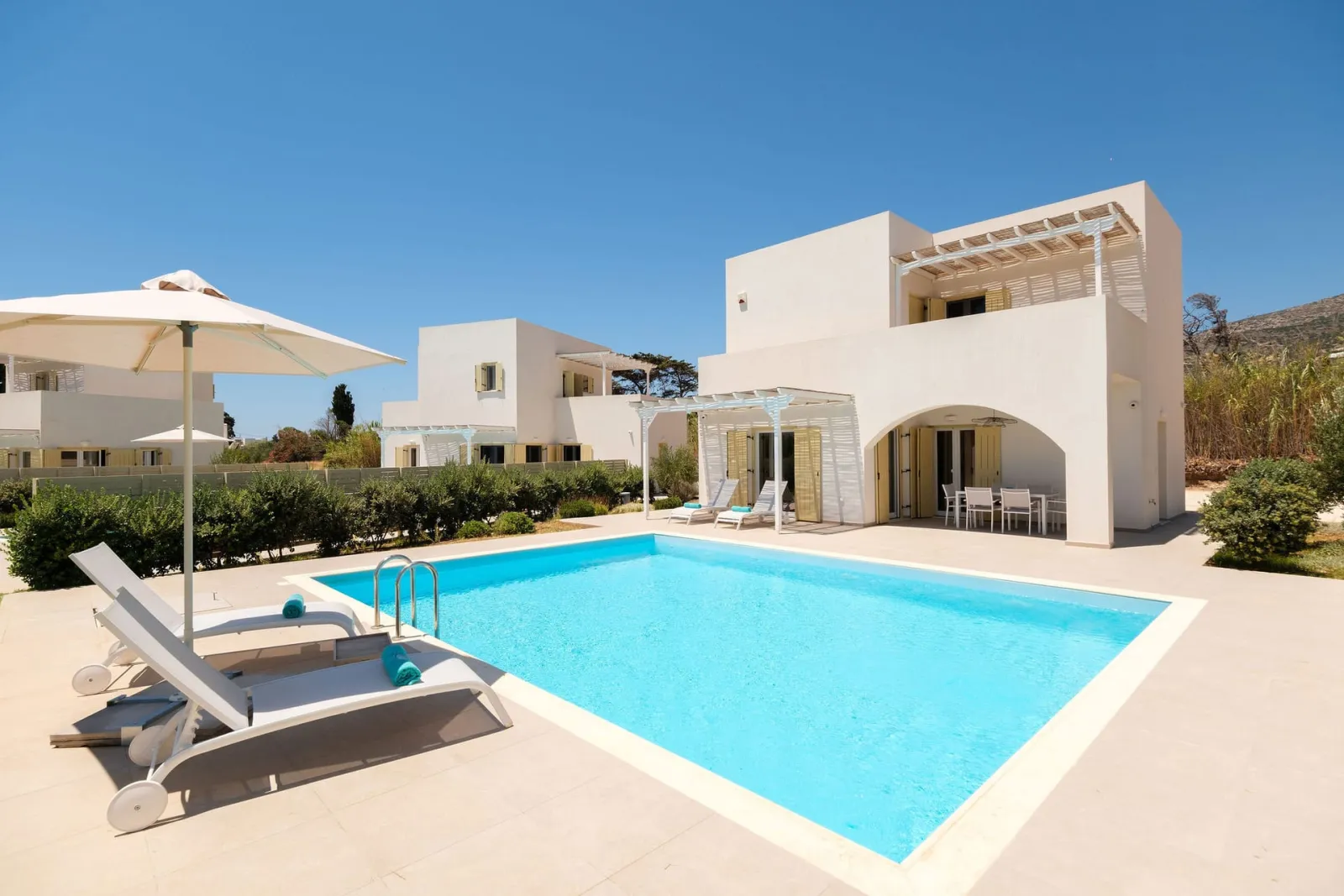 Twin Suns, Drios, Grčka — 2 Bedroom Villa with Private Pool