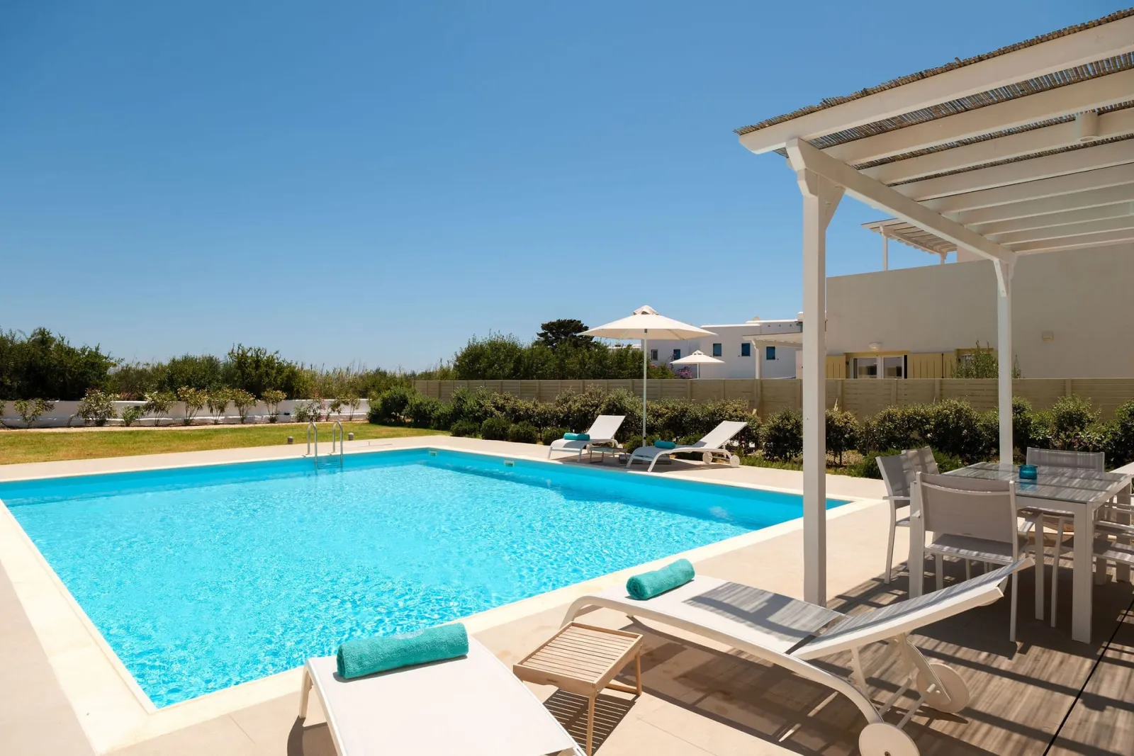 Twin Suns, Drios, Grčka — 3 Bedroom Villa with Private Pool